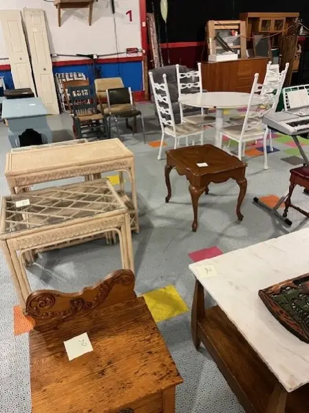 Auction, Harrisburg, IL